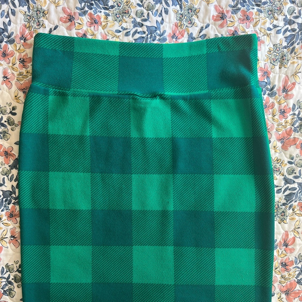 Green plaid pencil skirt
